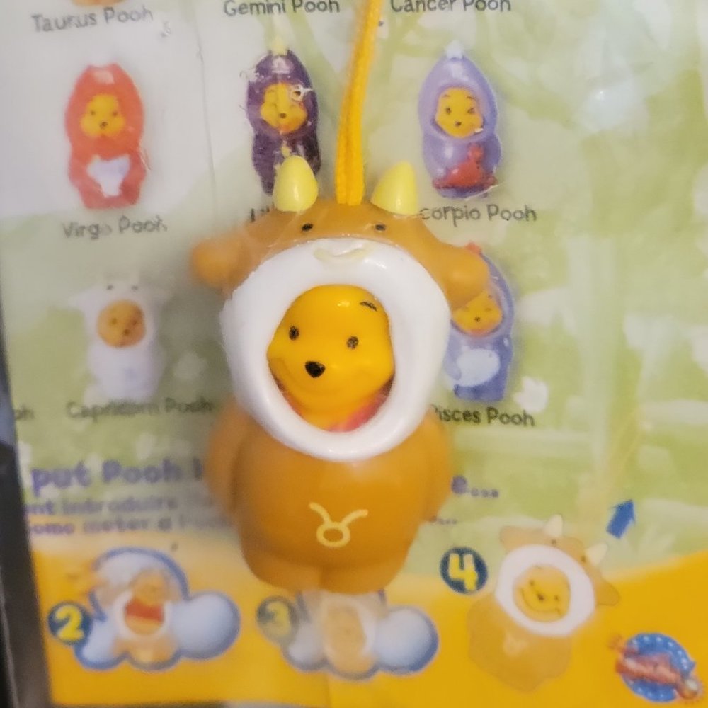 Winnie The Pooh Peek-A-Pooh zodiac Astrology Taurus Tomy Yujin